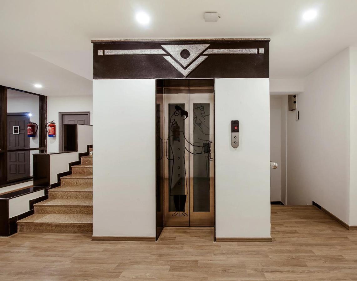 Hotel The Onyx Nagpur Exterior photo